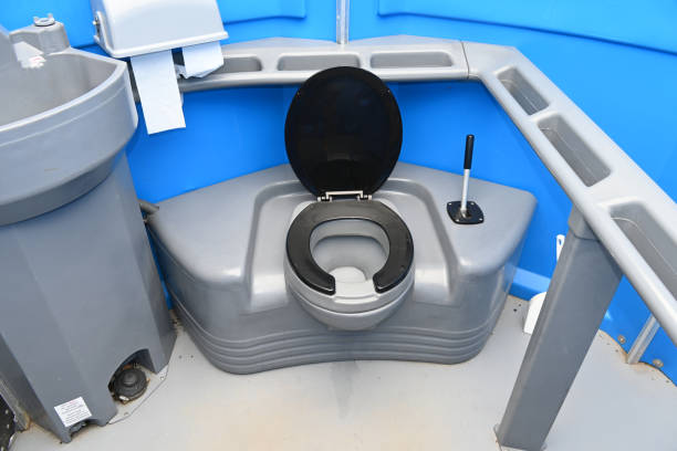 Types of Portable Toilets We Offer in Little Silver, NJ